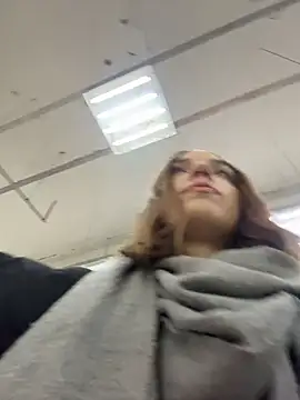 DollyTall's sex show image