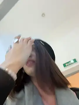 DollyTall's sex show image