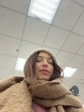 DollyTall's sex show image