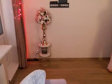 heaven_chloe's sex show image