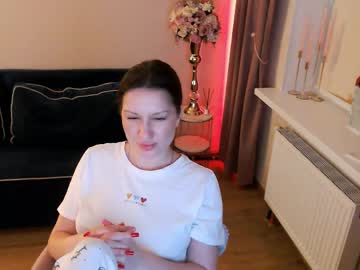 heaven_chloe's sex show image