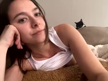 lucy12821's sex show image