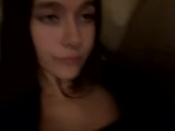 lucy12821's sex show image