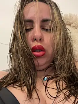 laarti's sex show image