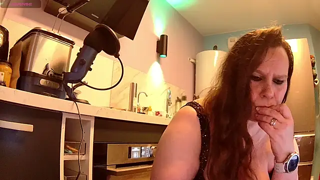 Endrocleia's sex show image