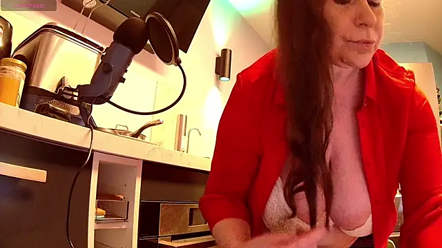 Endrocleia's sex show image