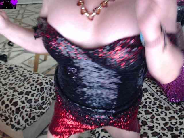 Myrnasexxx's sex show image