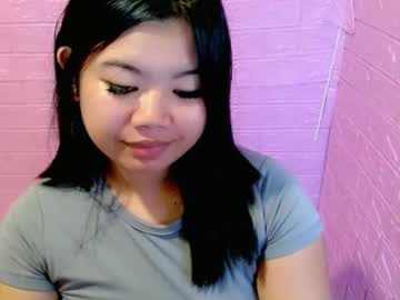 allianahpetit's sex show image