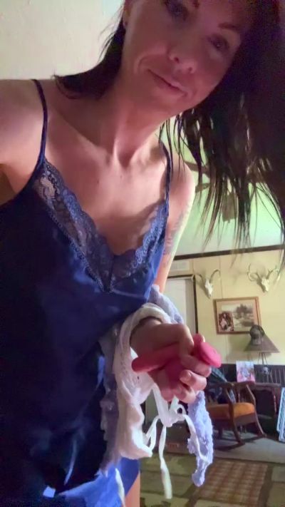 TastyCaroline93's sex show image