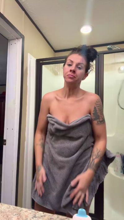 TastyCaroline93's sex show image