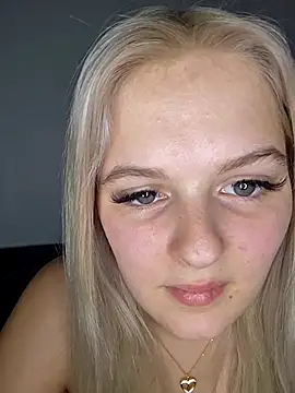 Allylove03's sex show image