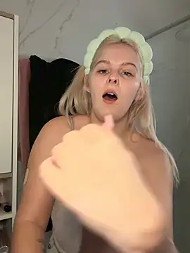 Allylove03's sex show image