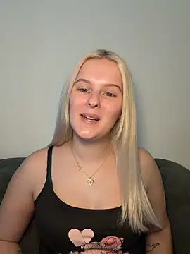 Изображение секс-шоу модели Allylove03