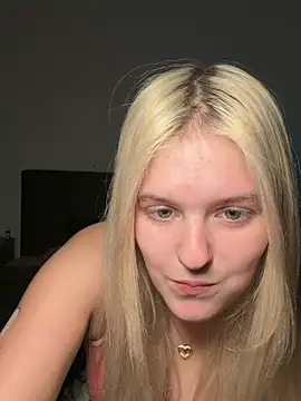 Изображение секс-шоу модели Allylove03