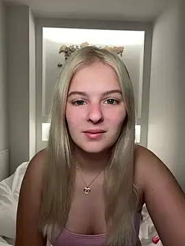 Allylove03's sex show image