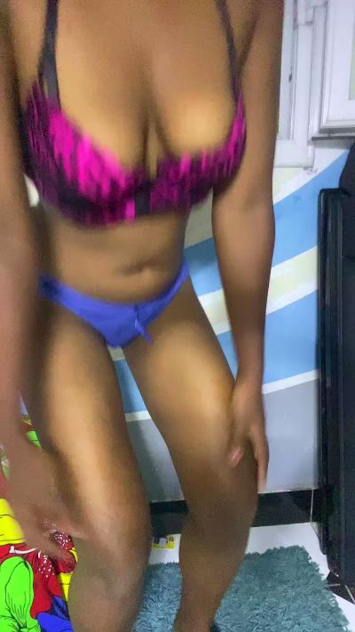 Изображение секс-шоу модели elysa20