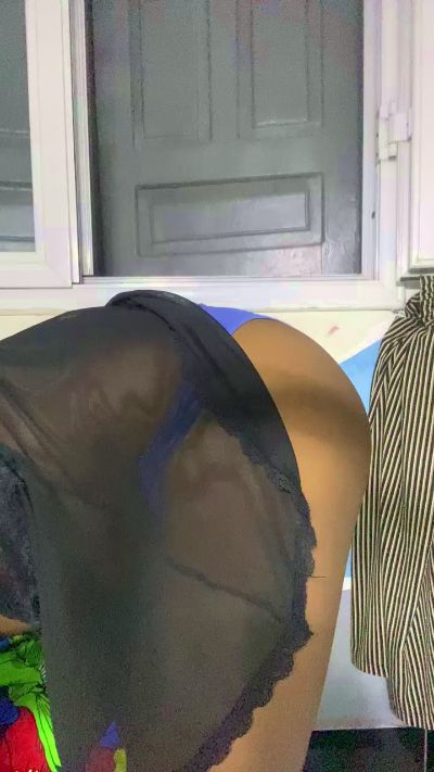 Изображение секс-шоу модели elysa20