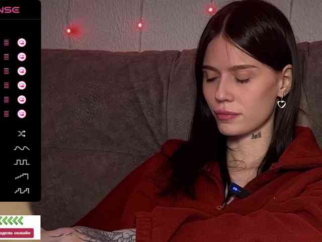 1NIGHT-'s sex show image