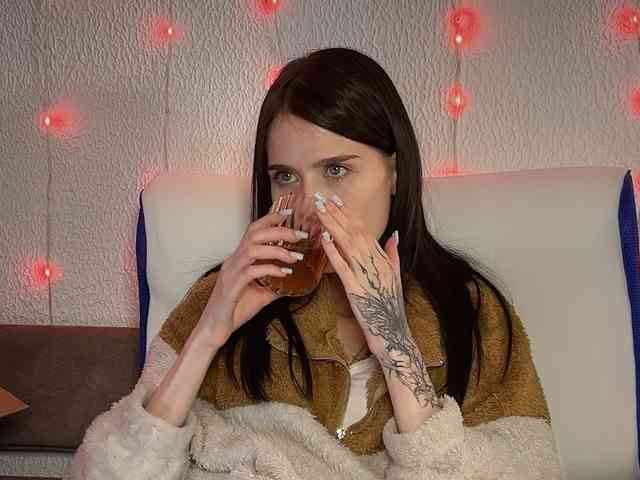 1NIGHT-'s sex show image