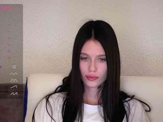 1NIGHT-'s sex show image