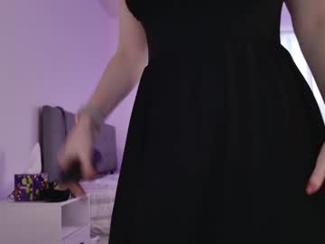 Изображение секс-шоу модели cherryvonfairy