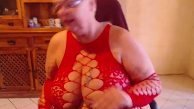 MISS_LINDAH's sex show image MISS_LINDAH's sex show image