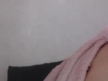 Изображение секс-шоу модели mikahdos Изображение секс-шоу модели mikahdos