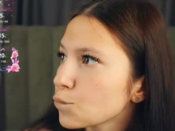 mildredgarrett's sex show image