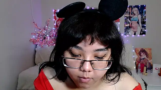 Moertomlly's sex show image