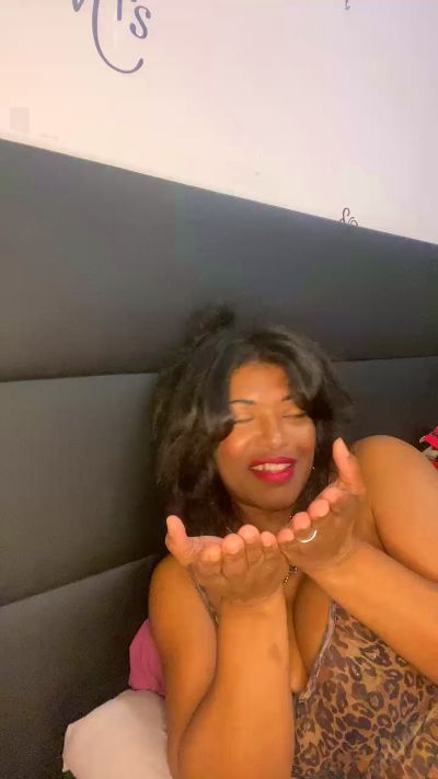 Belingtia's sex show image