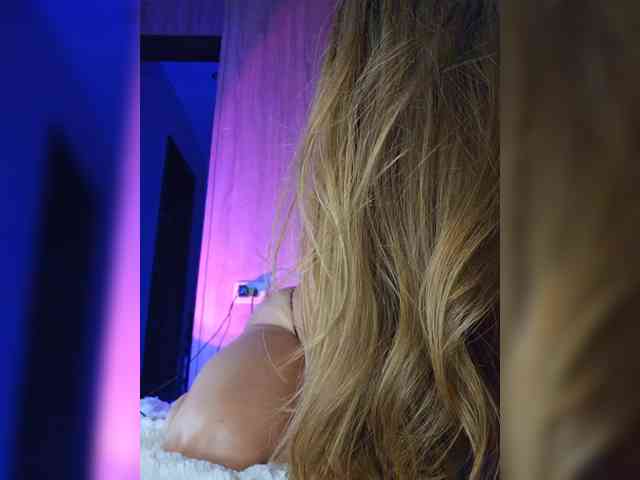 MilaSavory's sex show image