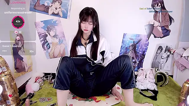 Hug-kiss's sex show image