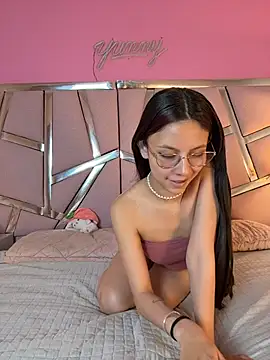 Bonniepark's sex show image