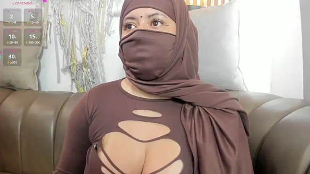 yasmin_dina's sex show image