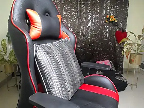 Изображение секс-шоу модели Ishq_Fever