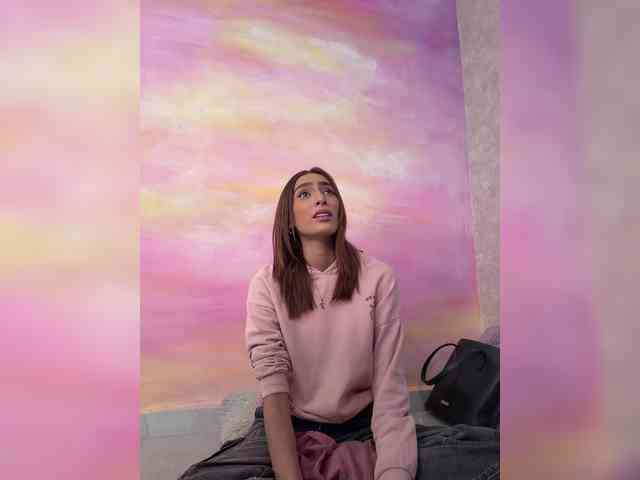 Megan-Holly's sex show image