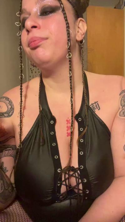 Streetslutblue's sex show image Streetslutblue's sex show image