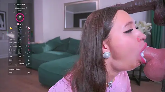 KarolineNeuer's sex show image