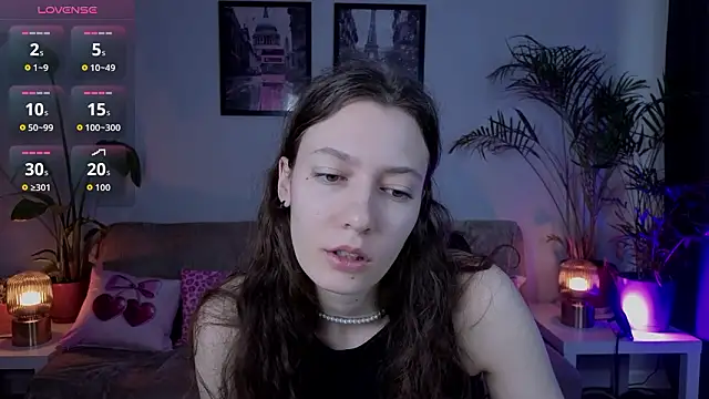 VioletaBloom's sex show image