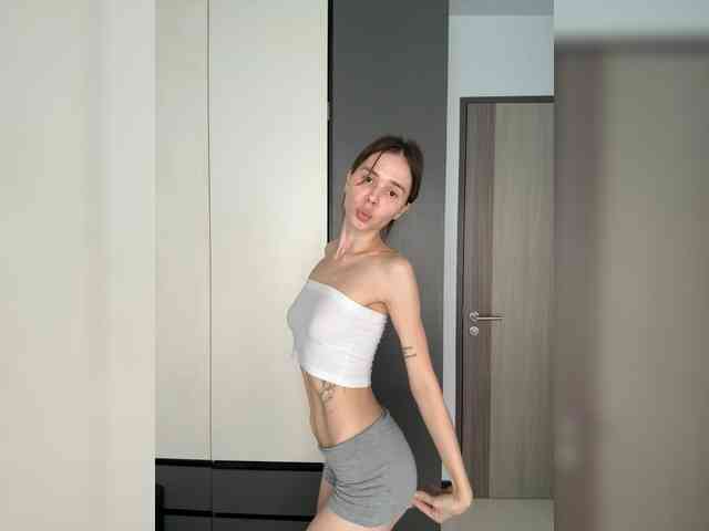 Изображение секс-шоу модели thechloee