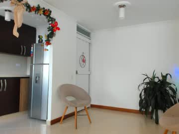 nayah_williams's sex show image