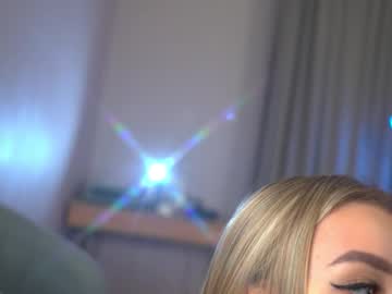 Sexshow-Bild von jjennnyy Sexshow-Bild von jjennnyy