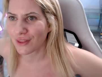 bellastar84's sex show image