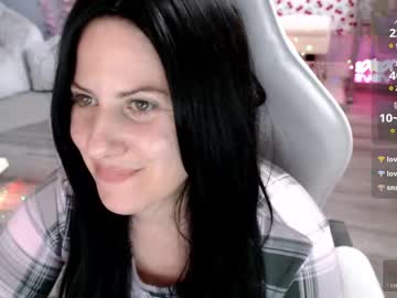 Изображение секс-шоу модели bellastar84