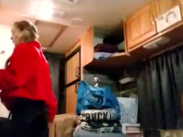 Изображение секс-шоу модели littleleo96