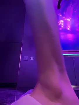 littleqiu's sex show image