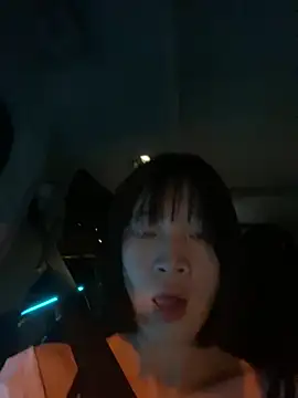 littleqiu's sex show image