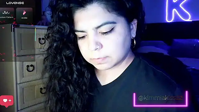 kimmiakiss22's sex show image kimmiakiss22's sex show image