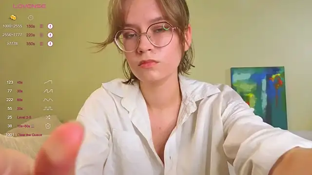 LinnGee's sex show image