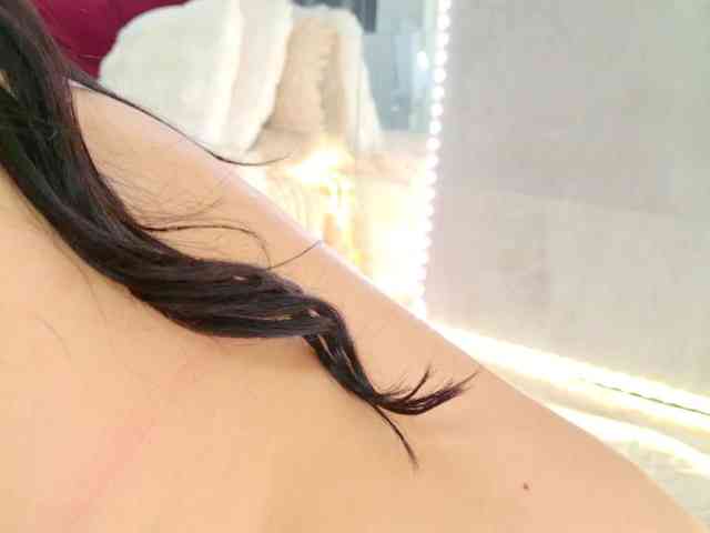 celia-chanel's sex show image celia-chanel's sex show image